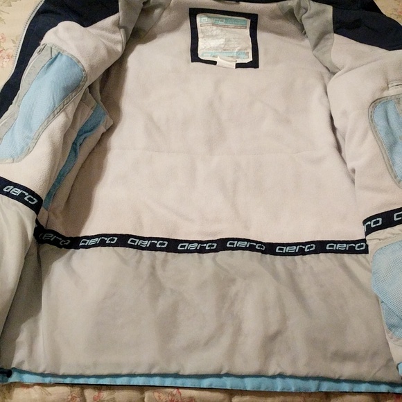 Hooded winter jacket - Picture 2 of 4